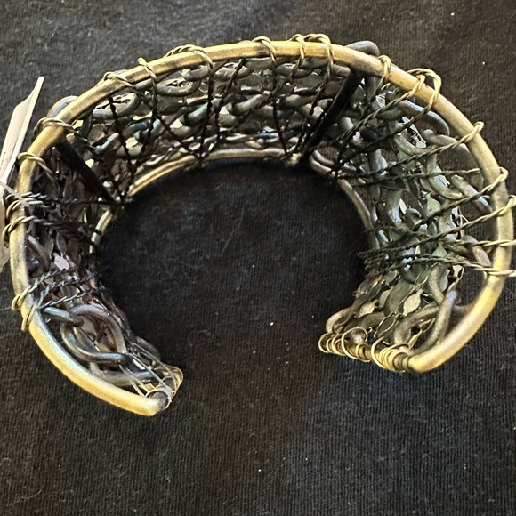 Madison Ave Cuff Bracelet NWT - Picture 3 of 4